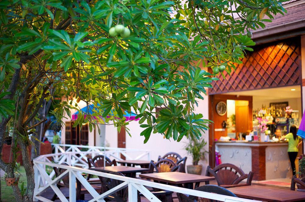Boom Boom Beach Resort Laem Sing Chanthaburi Bagian luar foto