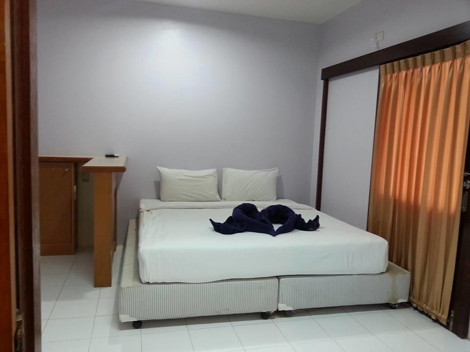 Boom Boom Beach Resort Laem Sing Chanthaburi Bagian luar foto