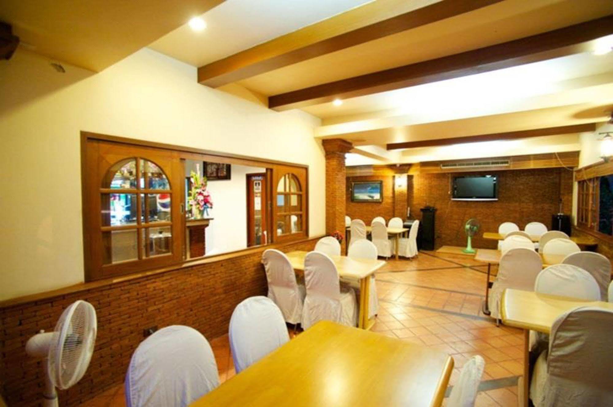 Boom Boom Beach Resort Laem Sing Chanthaburi Bagian luar foto